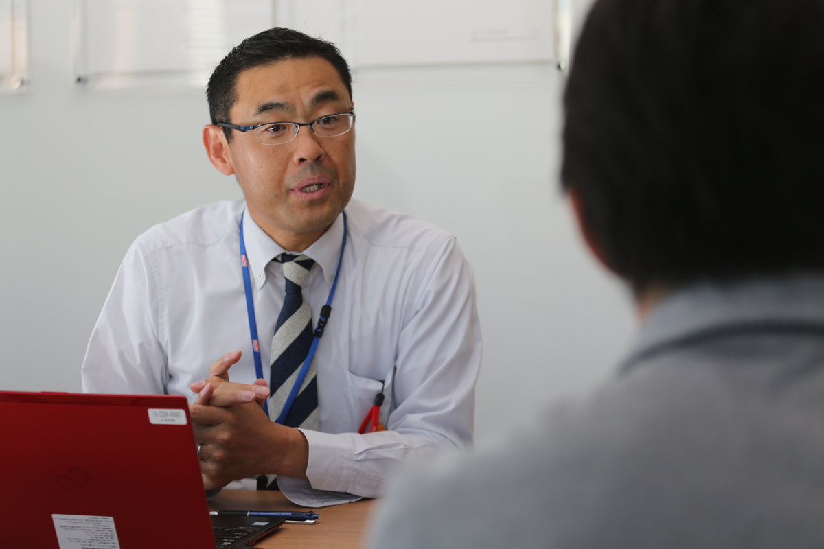 答える人 小笹英興さん(日本水産株式会社 食品機能科学研究所)