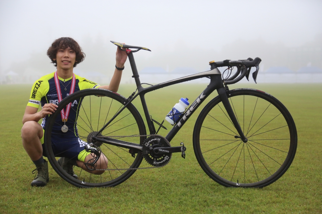 濵野巧勝(BREZZA-KAMIHAGI)トレック EMONDA SLR