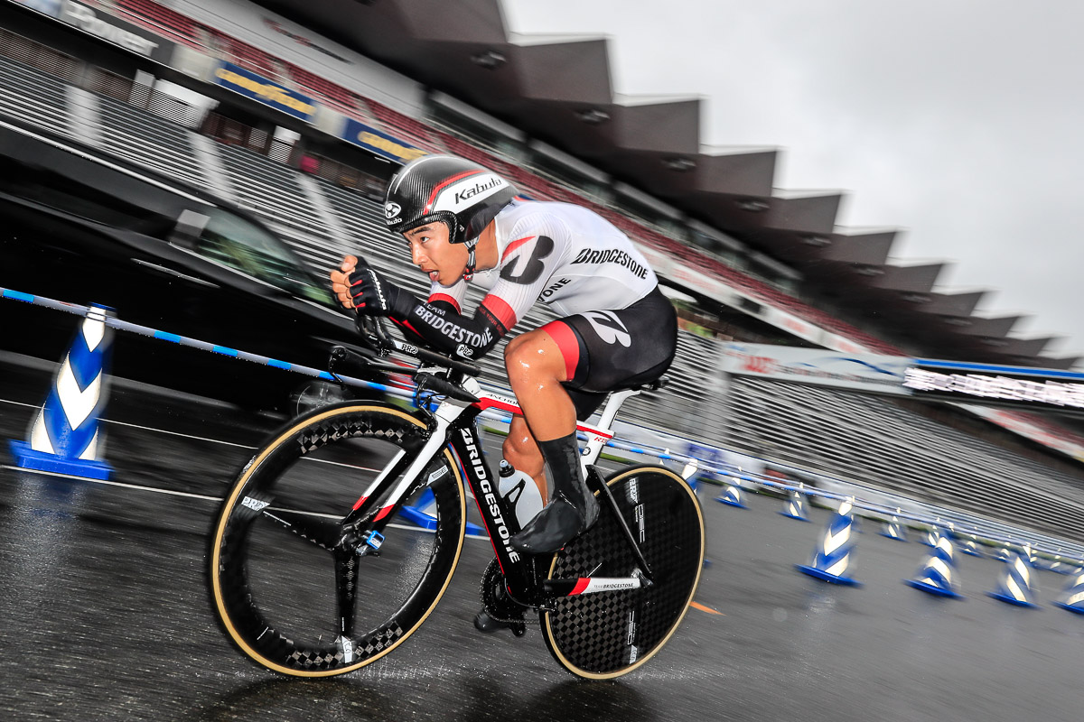 男子U23優勝 今村駿介（チームブリヂストンサイクリング）