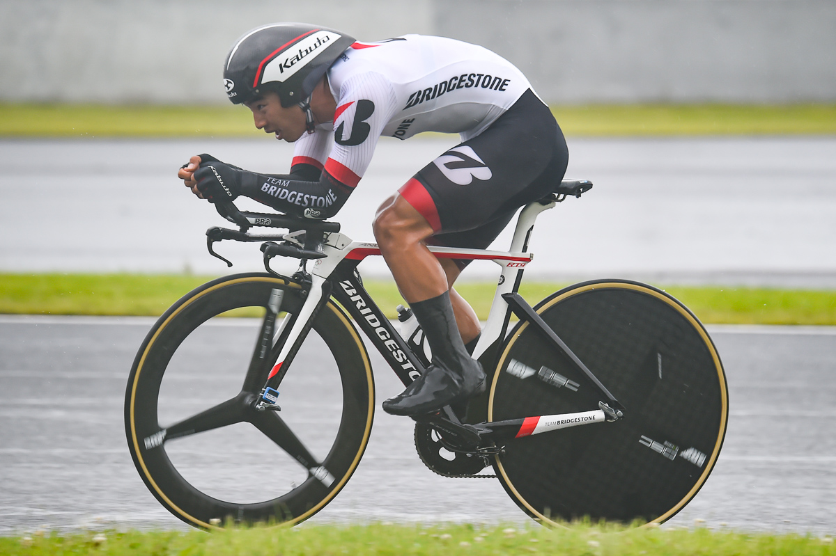 男子U23優勝　今村駿介（チームブリヂストンサイクリング）37分9秒80