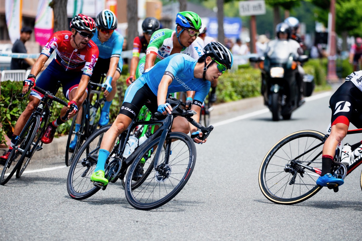 全日本選手権を制した入部正太朗（シマノレーシング）も逃げに乗る