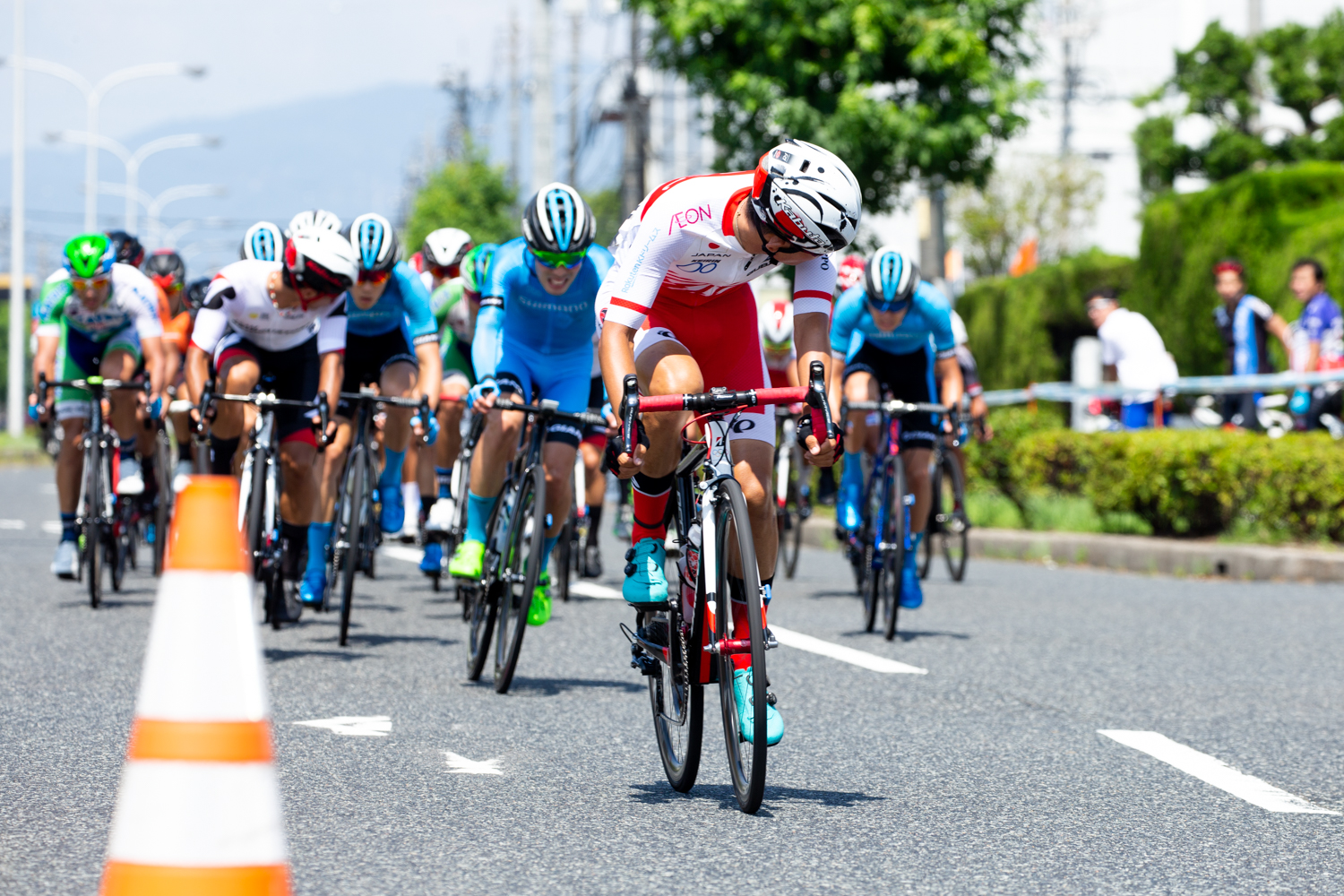 広島出身の大町健斗（JCF強化指定選手チーム）もアタックを仕掛ける