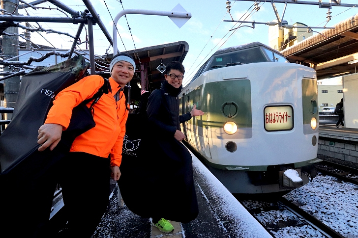この国鉄顔もこれで見納めか…(涙)、とはいえ乗車を前にしてテンションは上がりっぱなし!!