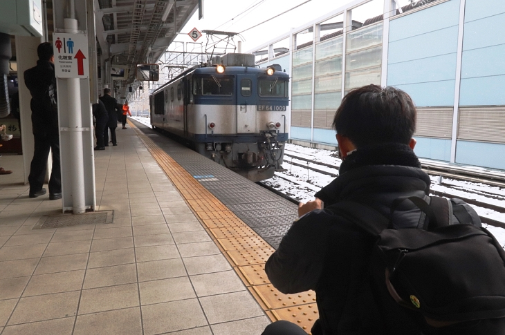 次々と国鉄型車両がやって来る