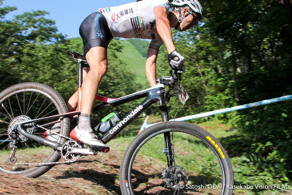 ファイナルラップに向かう山本幸平（DREAM SEEKER MTB RACING TEAM）