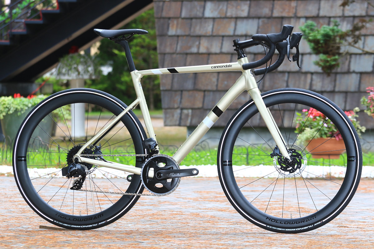 CAAD13 Disc Force eTap AXSを試乗車として各サイズ用意