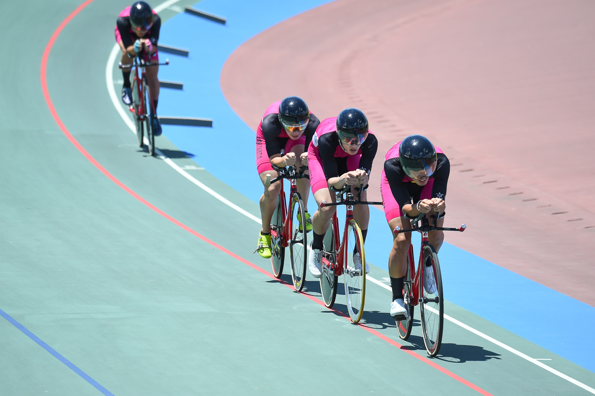 4kmチーム・パーシュート予選2位 北桑田高校　終盤に1人を切り離す　4分27秒302