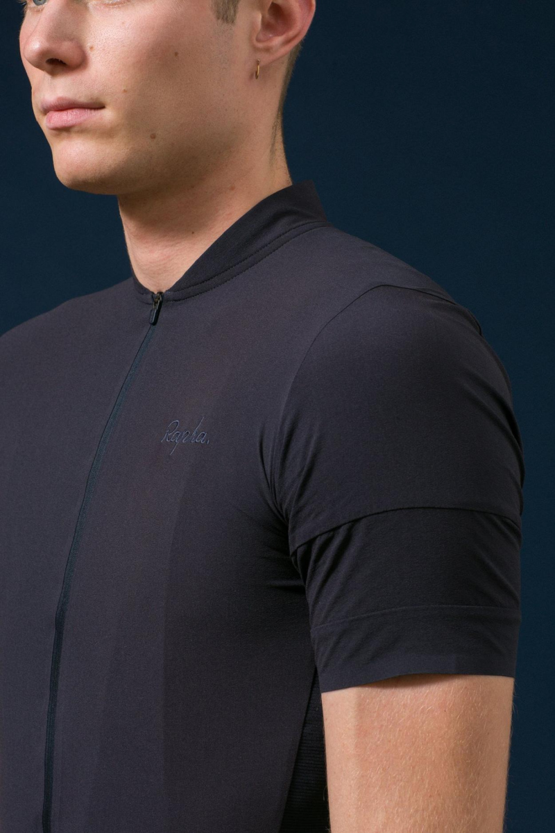 Rapha シルク素材を採用した軽量夏用ジャージ - 新製品情報2019 ...