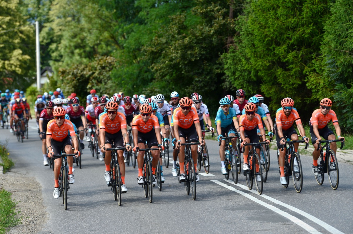 ランブレヒトへ捧げる追悼パレードラン ロット スーダルは第5ステージ出走の見込み ツール ド ポローニュ19第4ステージ Cyclowired