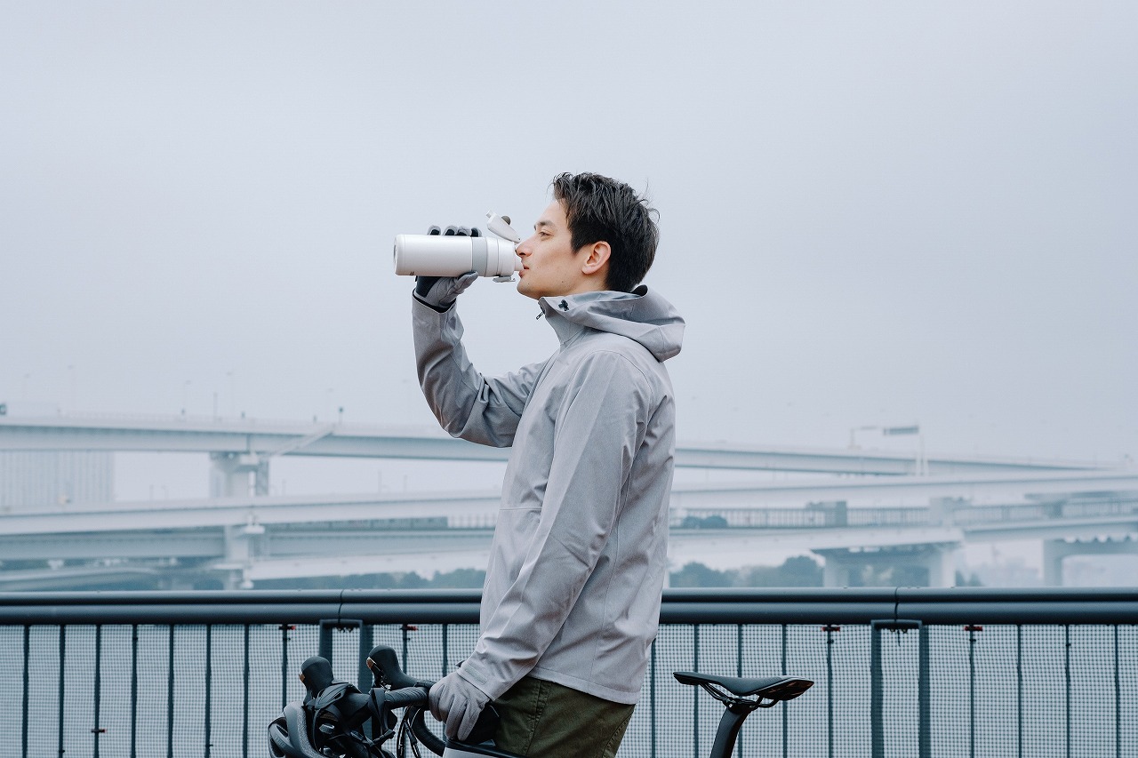 ゴクゴクと飲めるようになったサーモスの自転車用ステンレスボトル