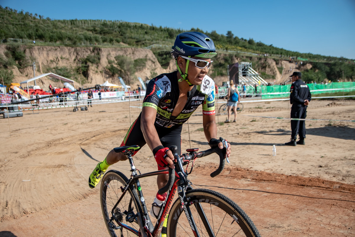 Aohanステージの向山浩司（SNEL CYCLOCROSS TEAM）