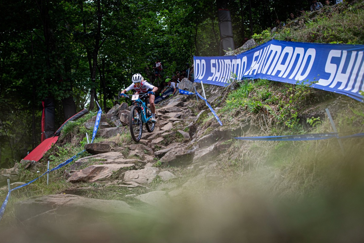 XCO女子エリート 圧倒的なテクニックを披露したヨランダ・ネフ(スイス)は2位