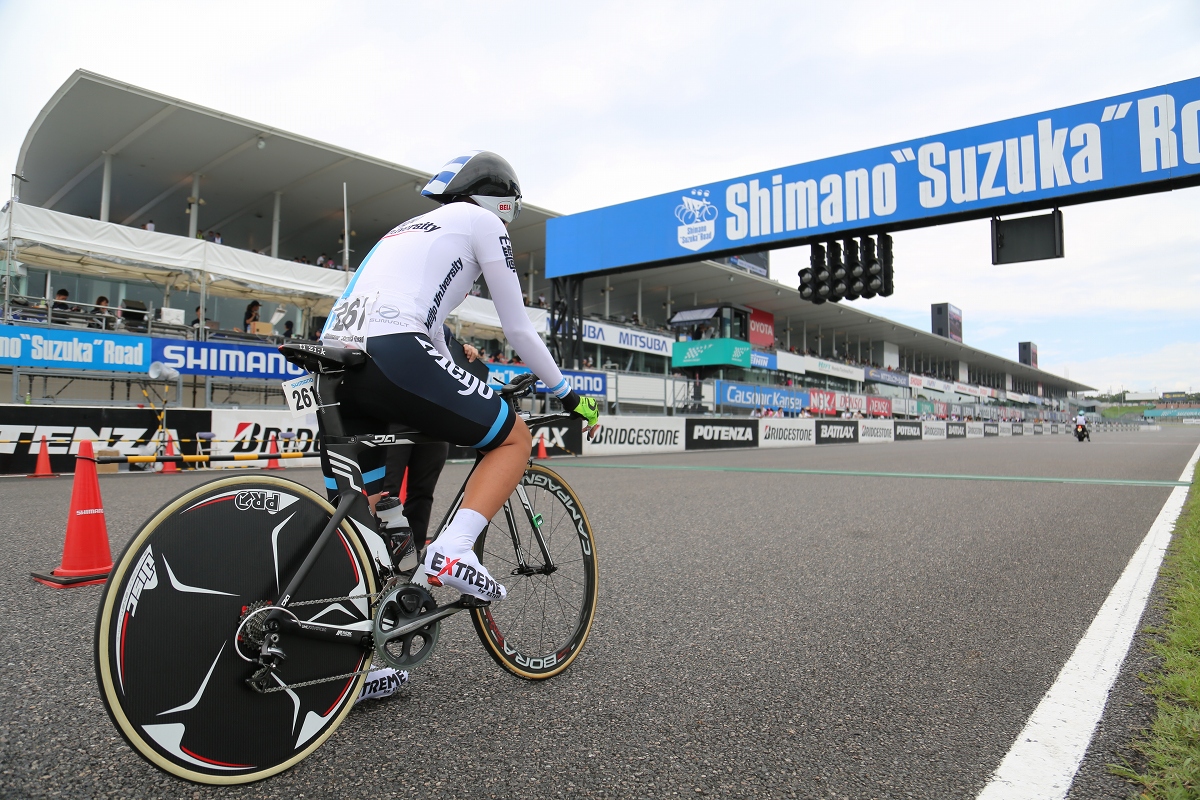  東コース1周2.2kmでタイムを競う