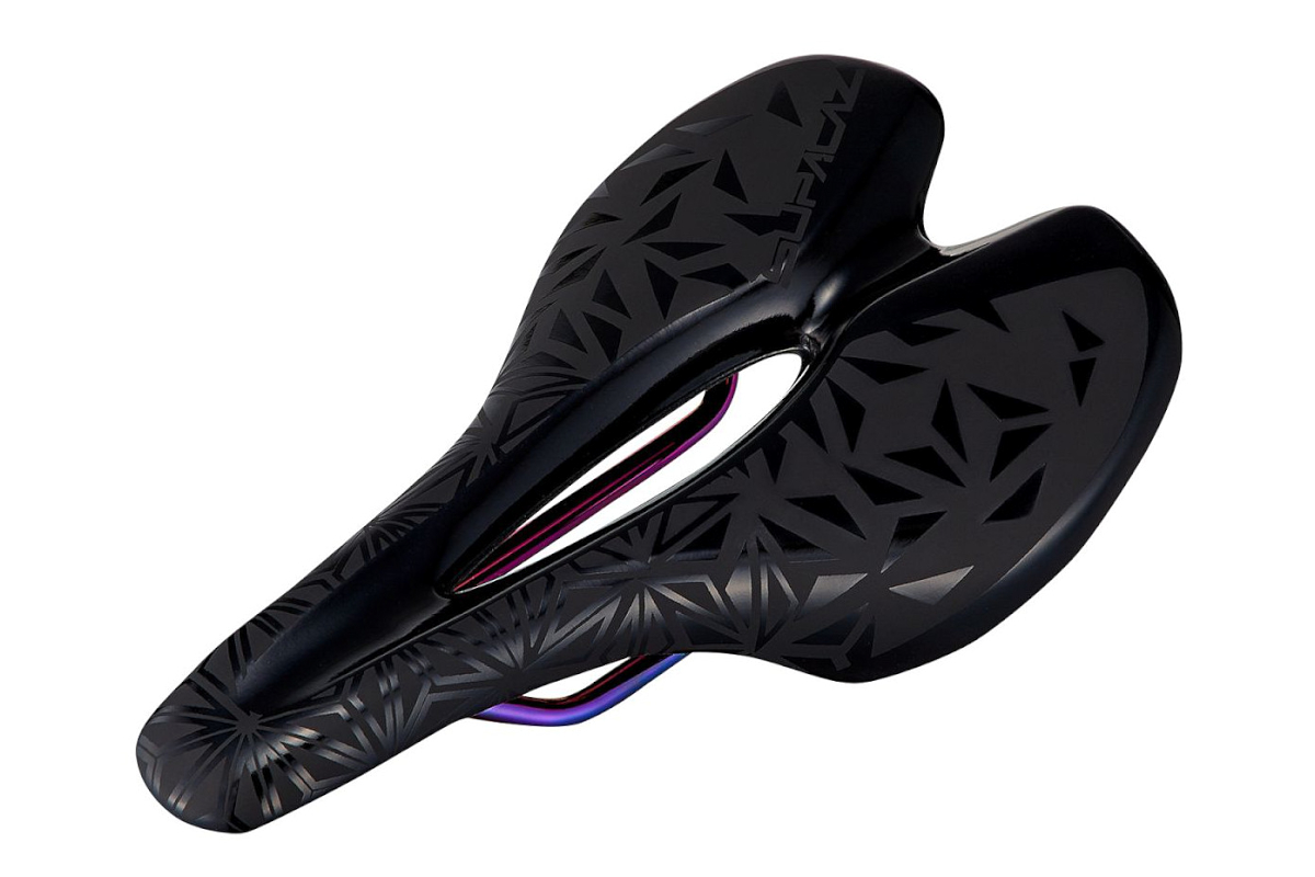 スパカズ Ignite Ti Saddle(ブラックアウト)