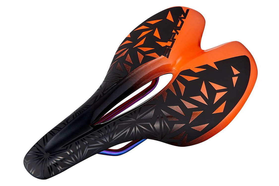 スパカズ Ignite Ti Saddle(ネオンオレンジ)