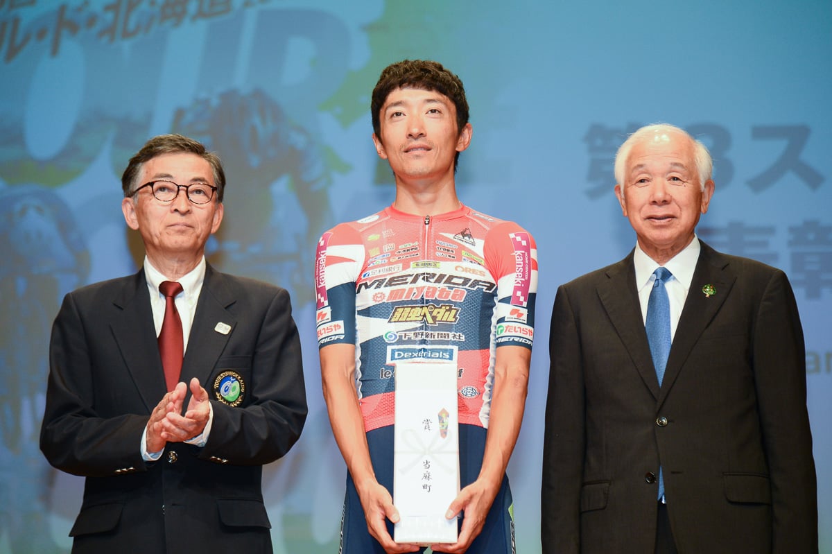 第3ステージの区間山岳賞で表彰された増田成幸（宇都宮ブリッツェン）