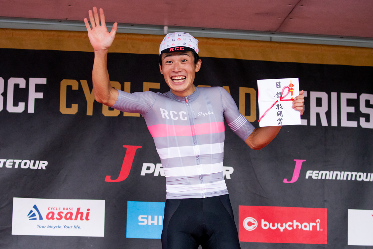 Day-2 2位の中里仁(Rapha Cycling Club)は敢闘賞も獲得
