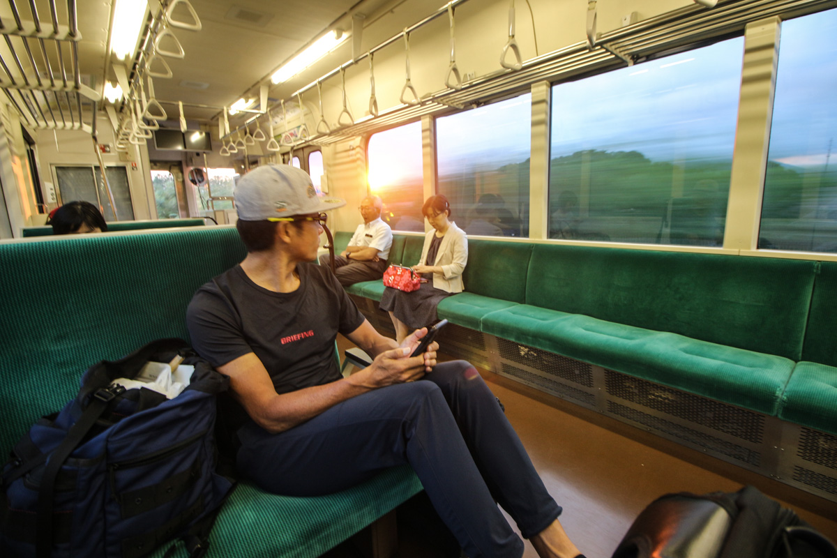 白戸太朗さんとローカル線での味のある旅