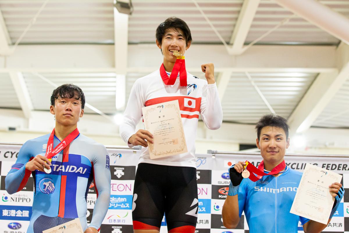 大会初日　男子エリート　1kmタイムトライアル表彰式