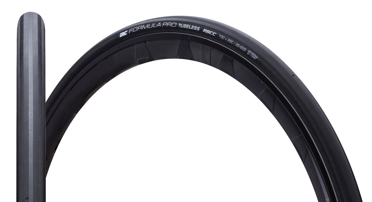 FORMULA PRO TUBELESS RBCC など、チューブレスタイヤが対象だ