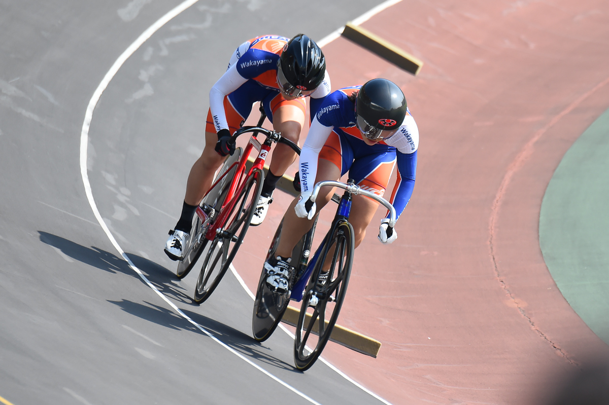 女子チームスプリント決勝 2位 和歌山県（吉川、布居）