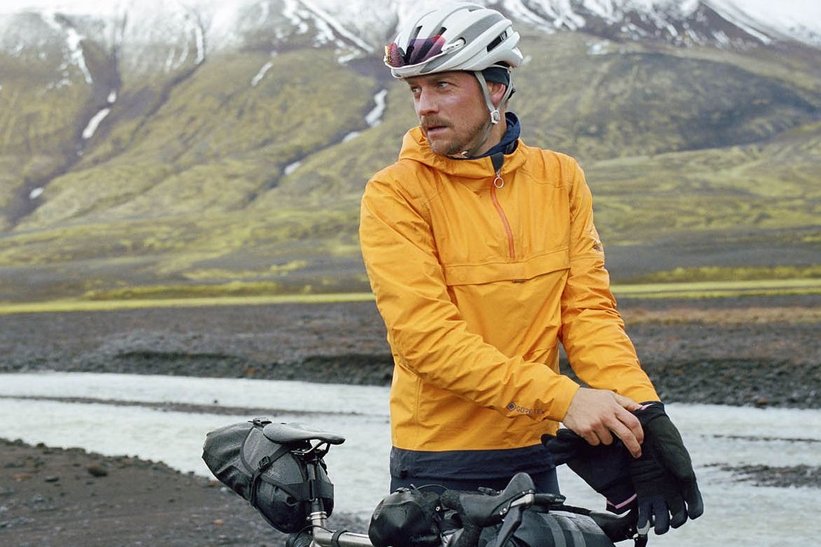 Rapha EXPLORE HOODED GORE-TEX PULLOVER