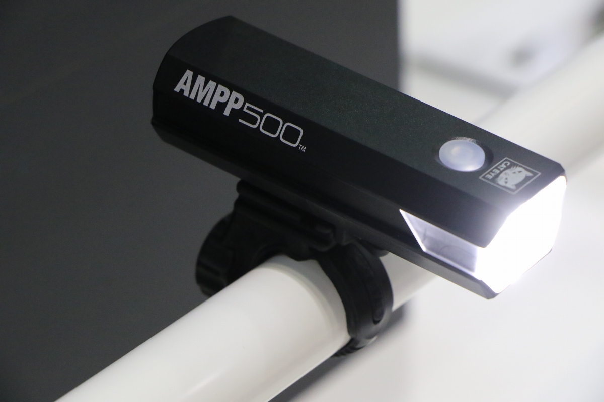 国内初展開となるバッテリー一体式のAMPP500