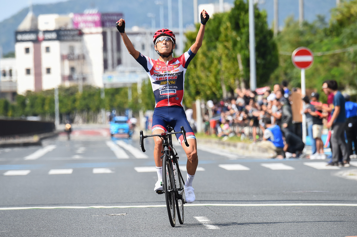 ツール・ド・おきなわ通算3度目の優勝を決めた増田成幸（宇都宮ブリッツェン）