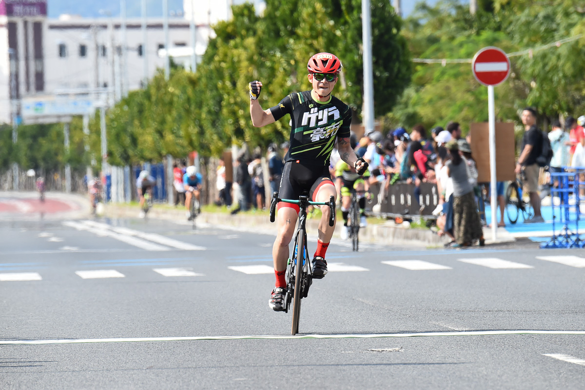 市民100kmマスターズ優勝 酒井洋輔