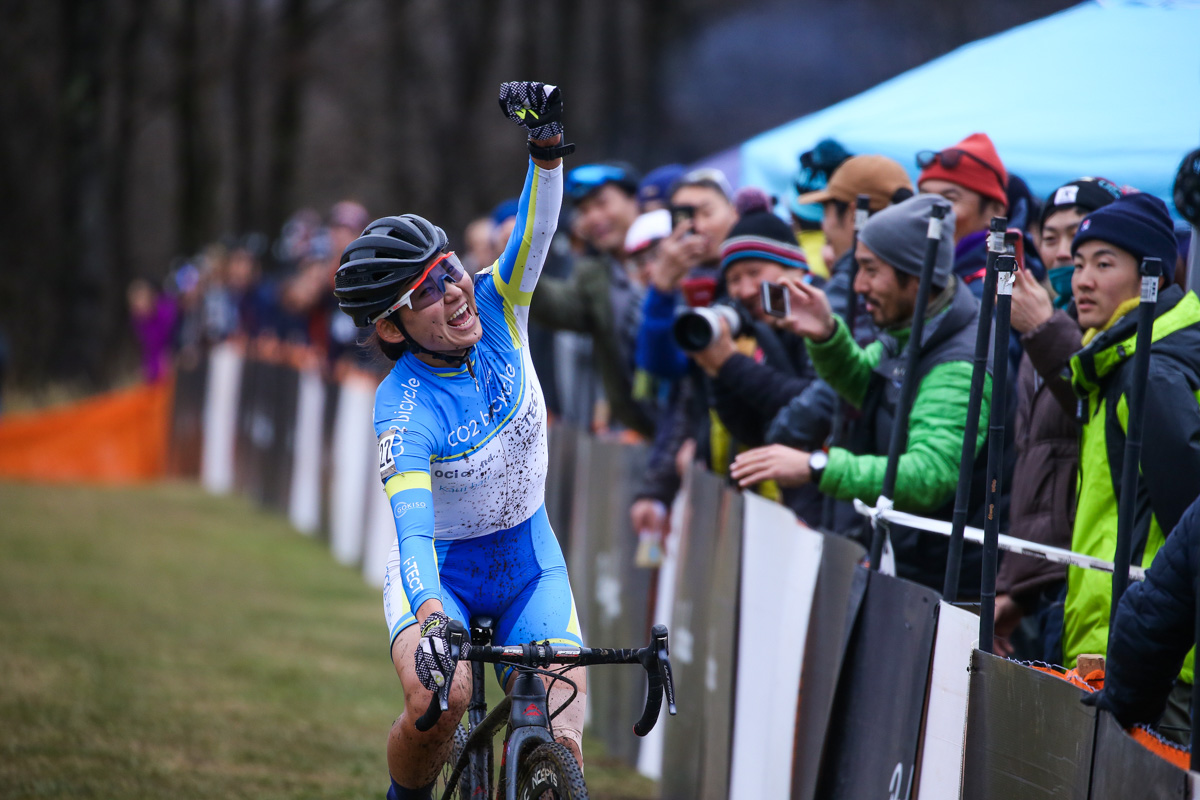 女子エリート　独走勝利した今井美穂（CO2bicycle）