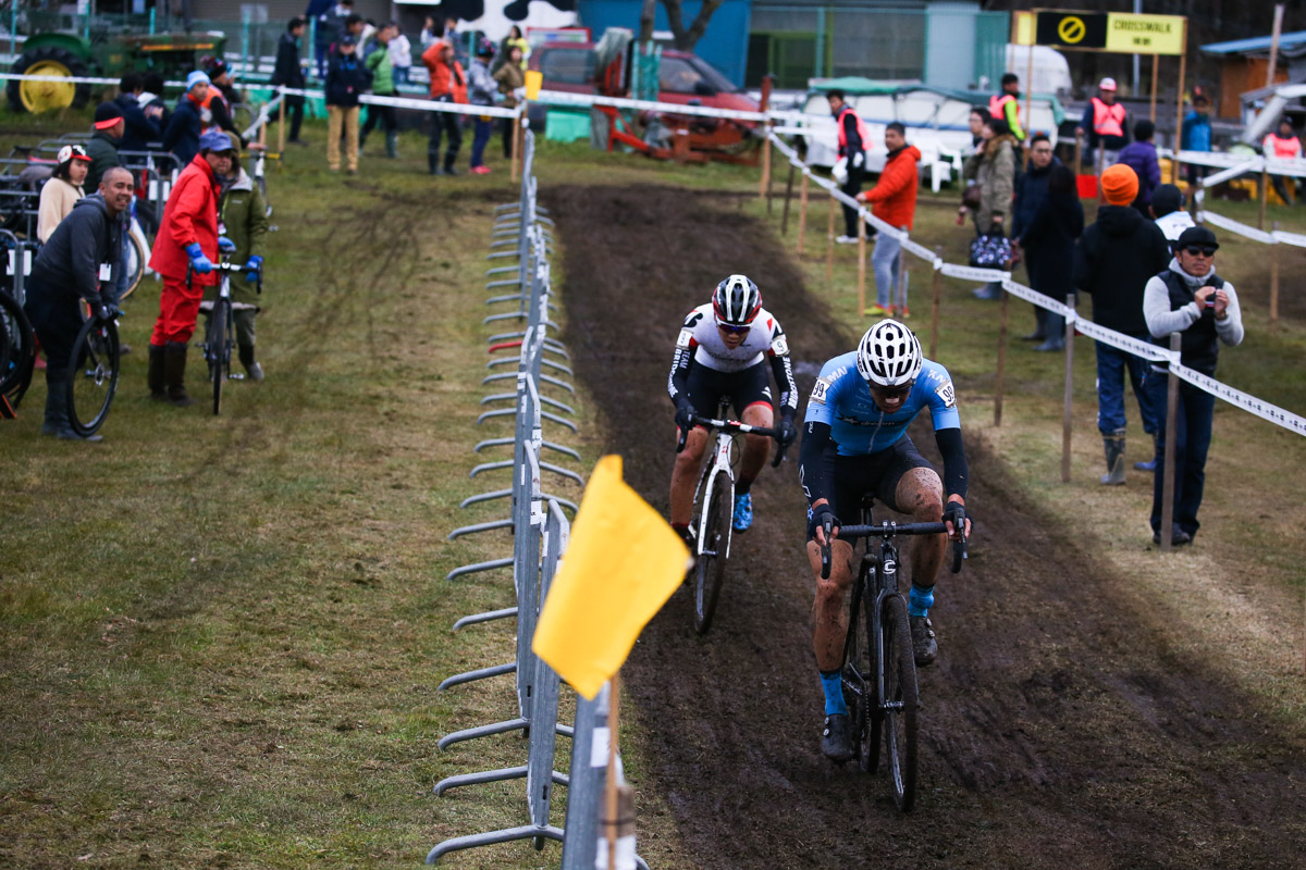 男子エリート　最後尾から9番手まで上がった山本幸平（DreamSeeker MTB Racing Team）