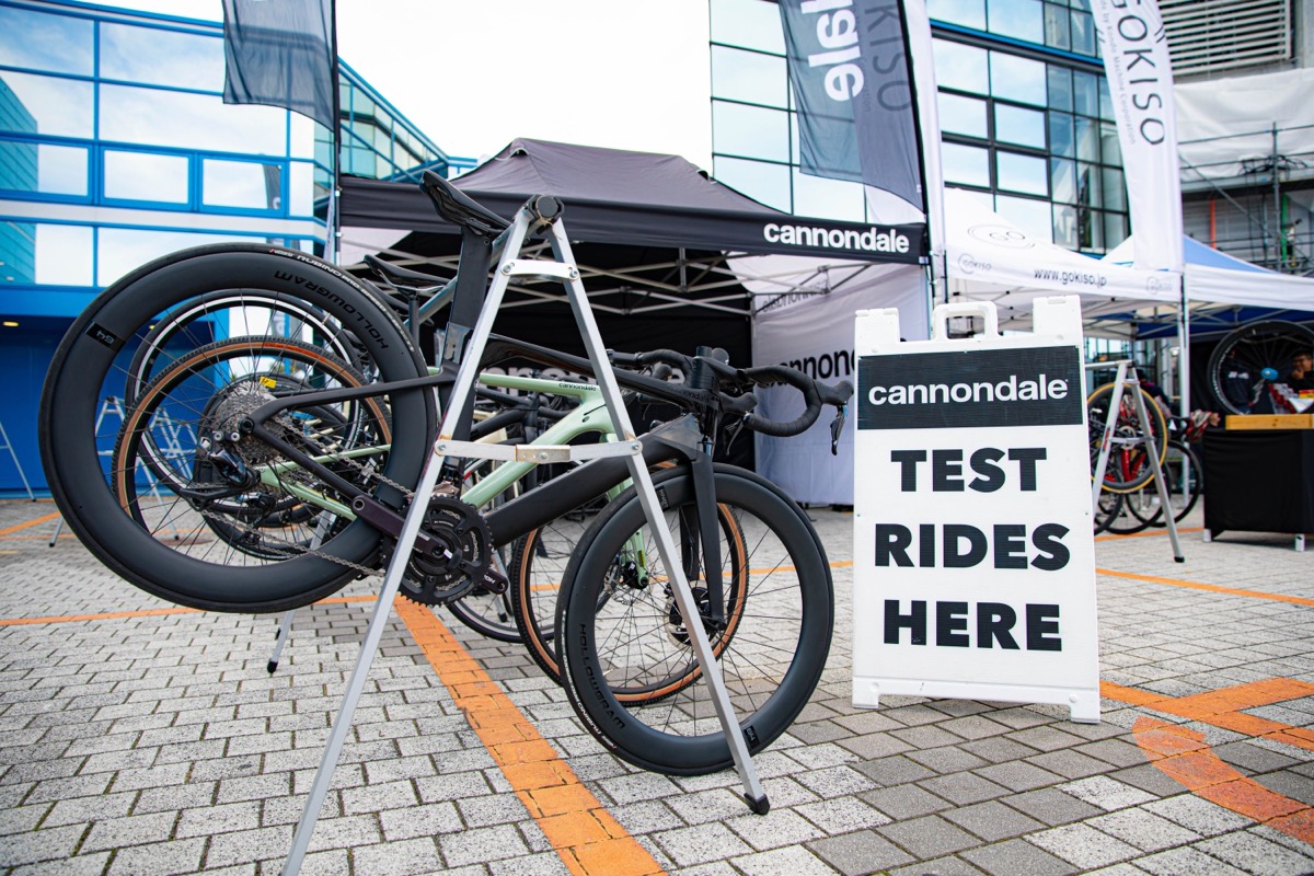 キャノンデール:話題のSUPER SIX EVOとCAAD13、SYSTEM SIX。常に試乗待ちの列が絶えない