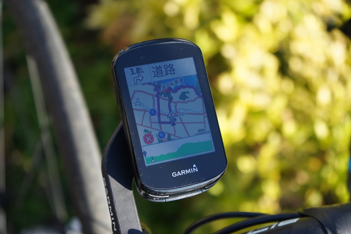 ガーミン GARMIN EDGE 830（マウント、シリコンケース付属）