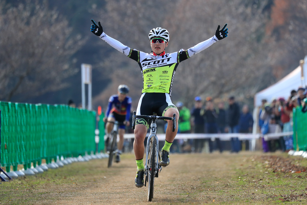 男子ジュニアを制した松本一成(TEAM SCOTT JAPAN )