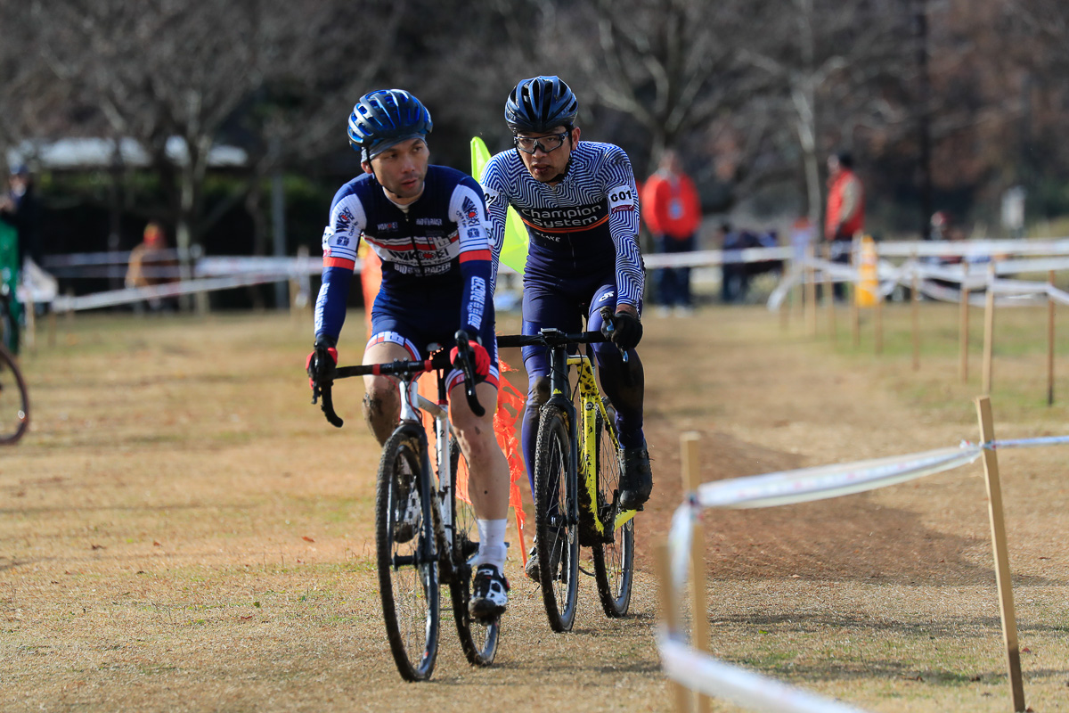 マスターズM1 池本真也(和光機器)と石川正道(チャンピオンシステムジャパン)がランデブーに