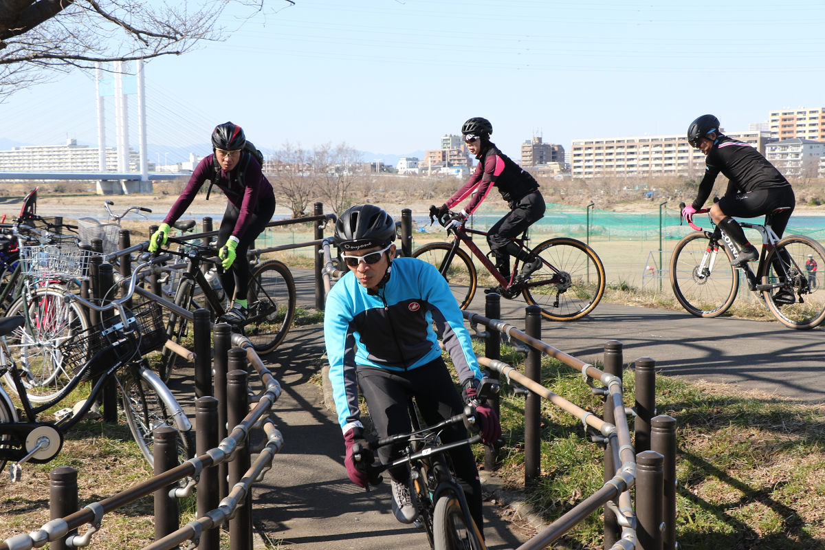 多摩川サイクリングロードから稲城市の街中へ