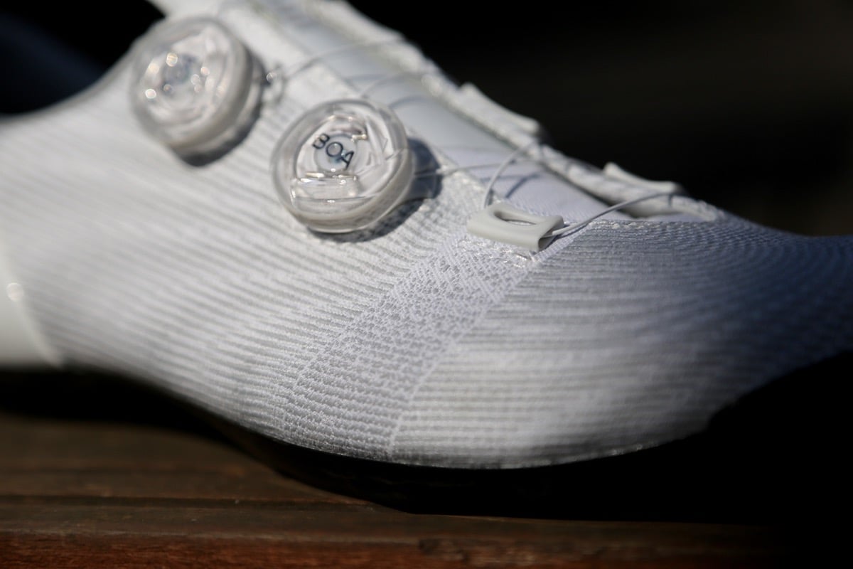 グラデーションも特徴的なニット(織生地)アッパー「Powerweave」。PRO TEAM SHOESの要となる部分だ