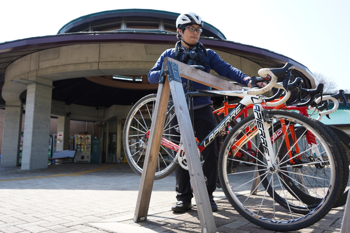 かたくりの湯にはバイクラックも完備されている