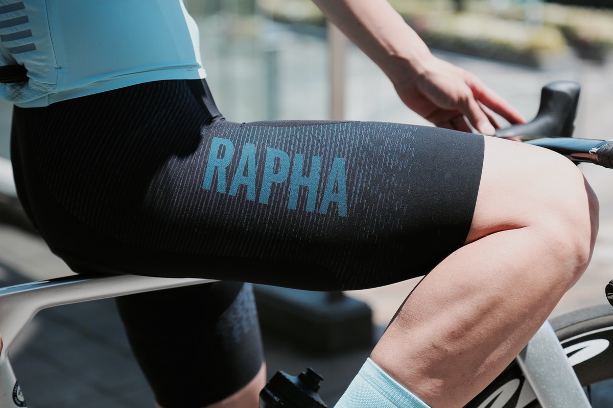 買い取り ラファ Rapha ビブショーツ ad-naturam.fr