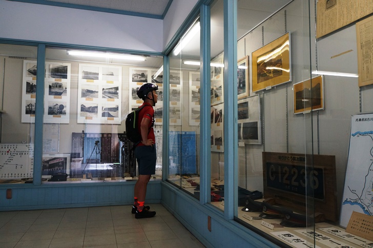駅舎を復元した『鍛冶屋線市原駅記念館』には、鍛冶屋線の資料が数多く展示されており、テツ店長的には非常に興味深かったです