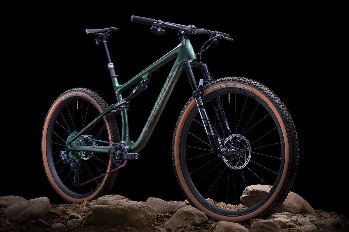 スペシャライズド Epic Brainテクノロジーに磨きをかけたフルサスXC MTB - 新製品情報2020 | cyclowired