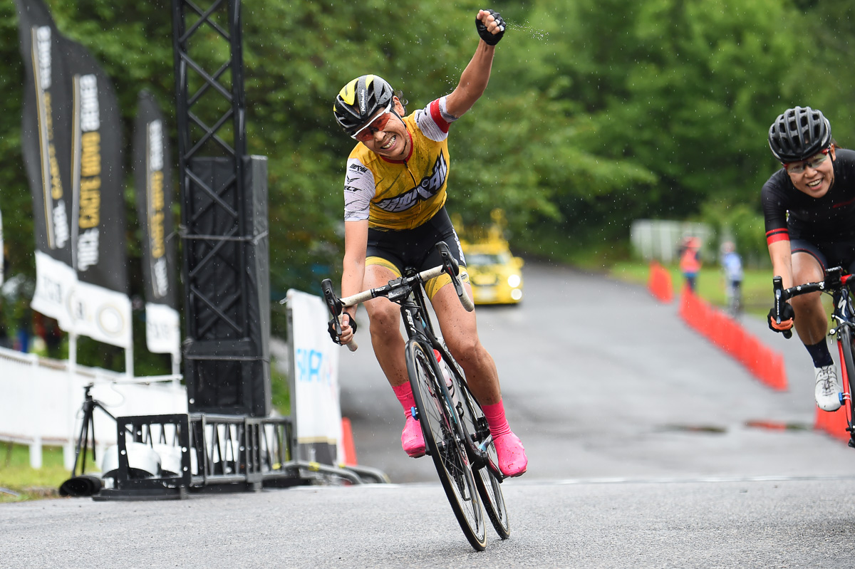 女子　唐見実世子（弱虫ペダルサイクリングチーム）が優勝