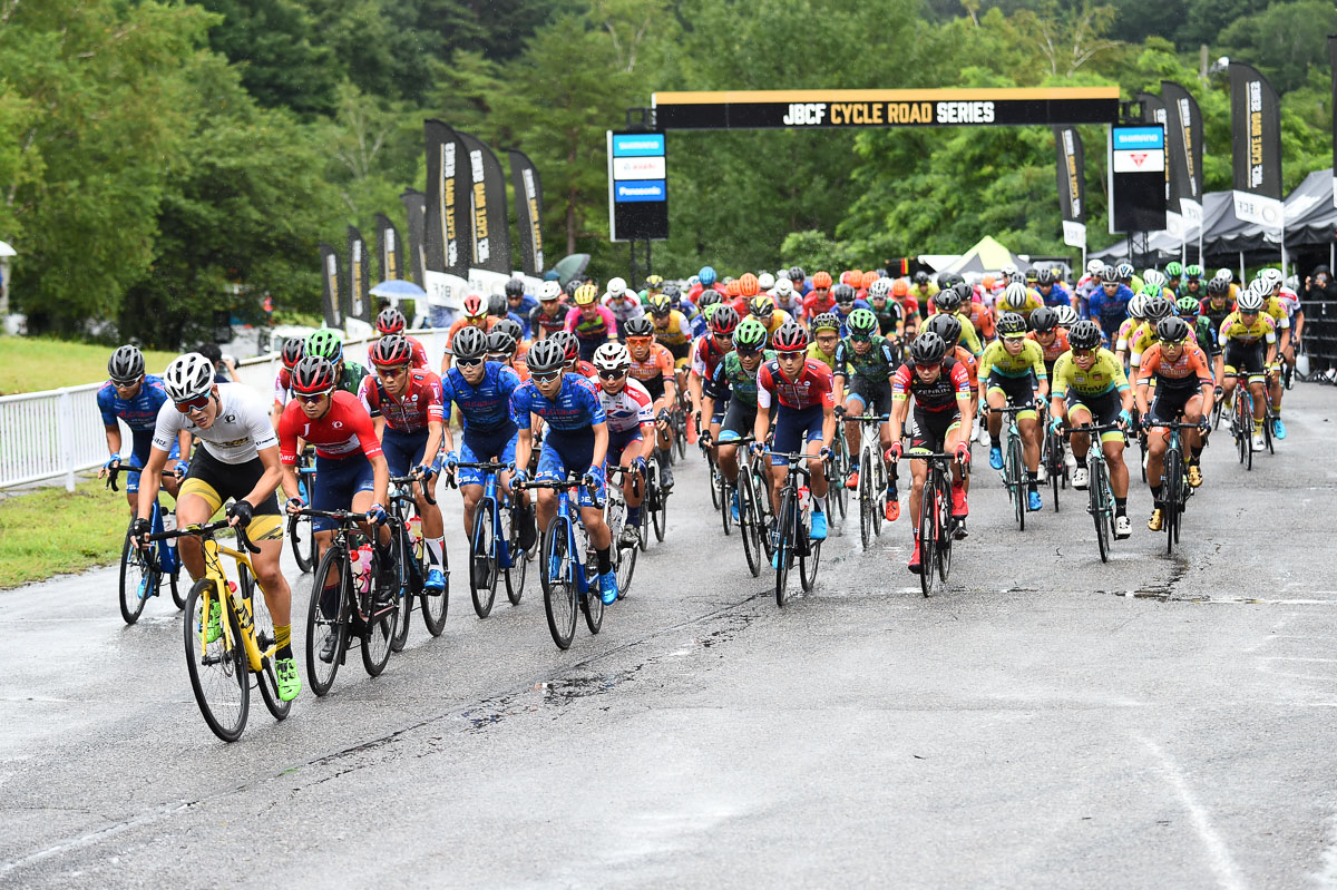 Jプロツアー　132kmのレースがスタート