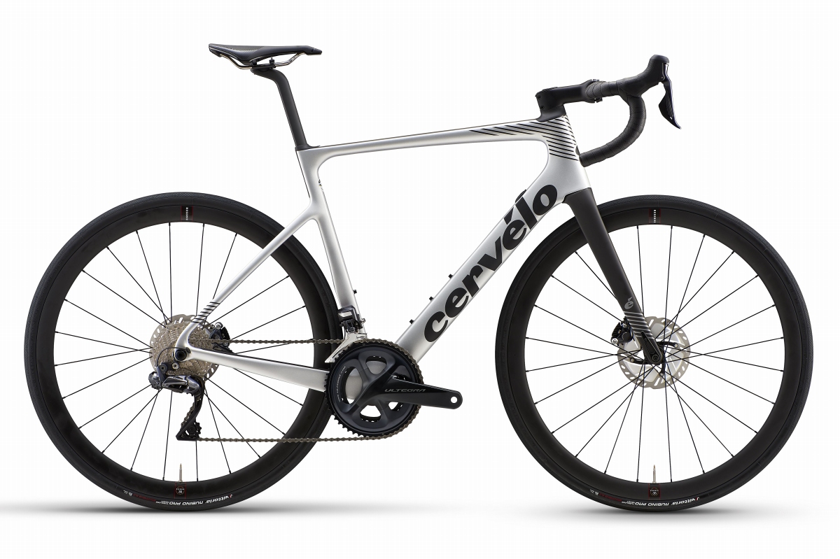 サーヴェロ Caledonia-5（Ultegra DI2、Silver/Black）