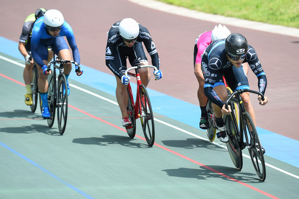 男子ケイリン決勝　堀航輝（シエルブルー鹿屋）が最終周回直前から仕掛ける