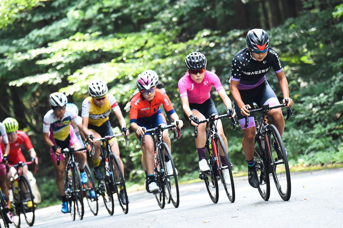 レース序盤からペースアップを図る渡部春雅(駒沢大学高等学校)