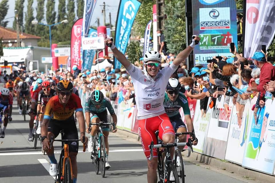第2ステージ　アルノー・デマール（フランス、グルパマFDJ）が2日連続勝利