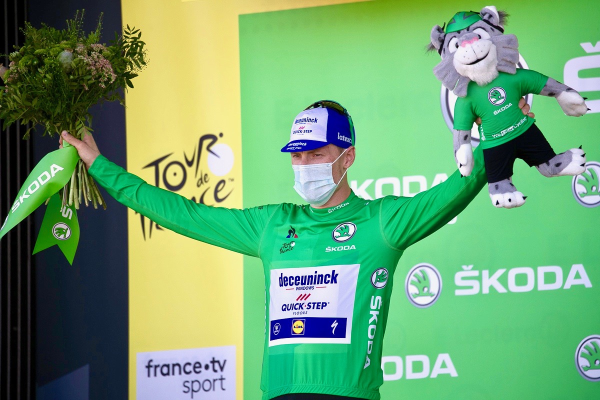 マイヨヴェールを守ったサム・ベネット(アイルランド、ドゥクーニンク・クイックステップ)