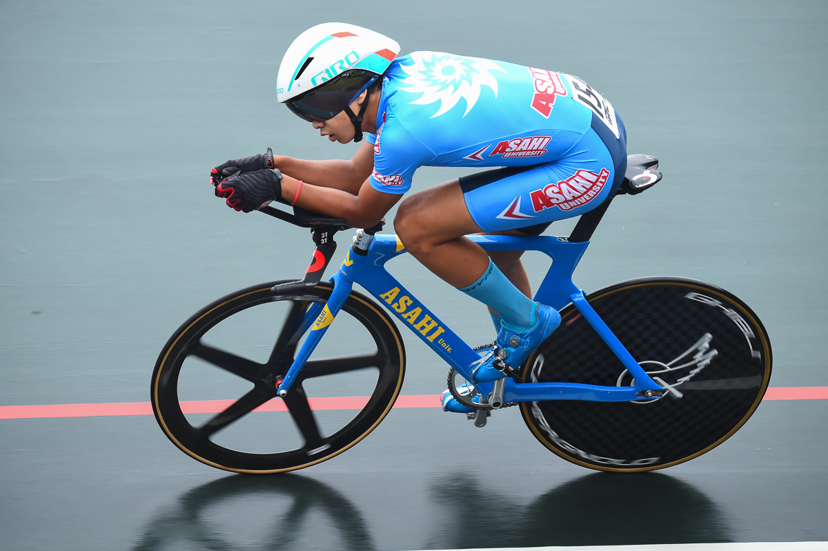 男子4kmインディヴィデュアル・パーシュート 1位 安達光伸(朝日大学)