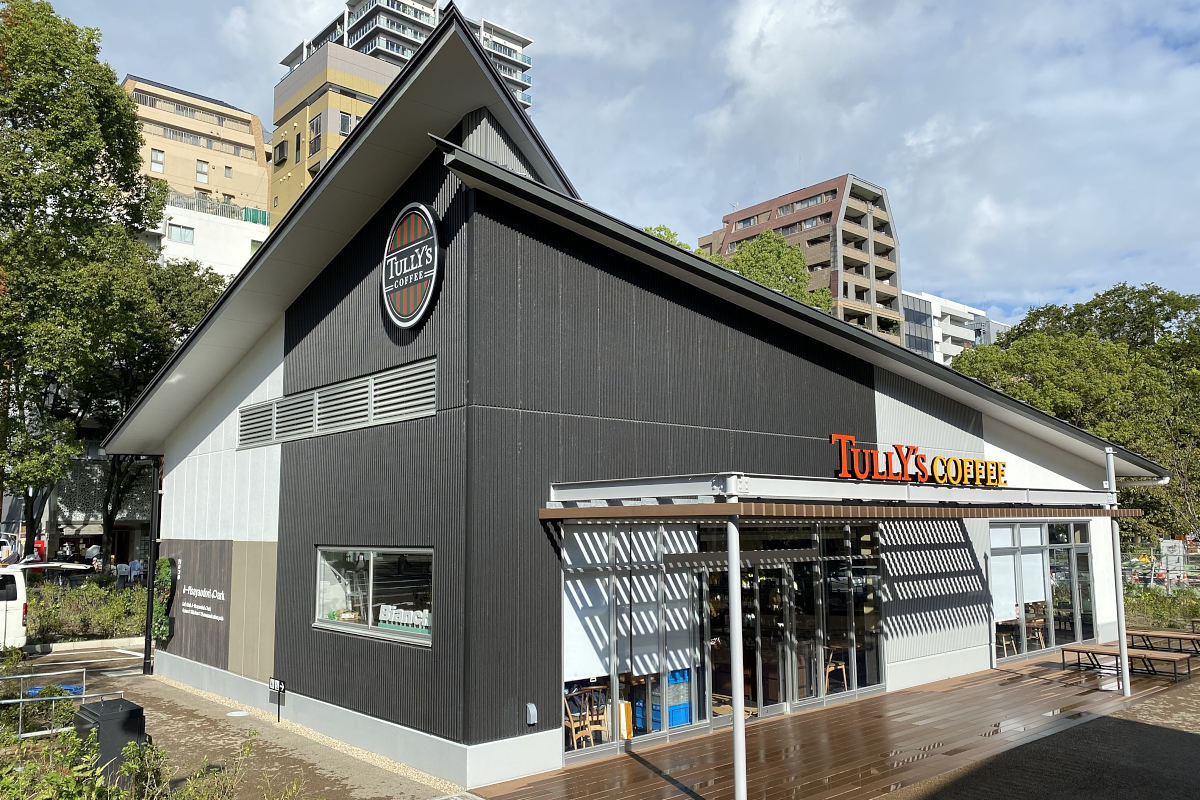 ビアンキとコラボした「タリーズコーヒー RAYARD Hisaya odori Park店」が9月18日にオープン